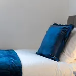 Bryn Syfi Place - Tv In Every Bedroom!