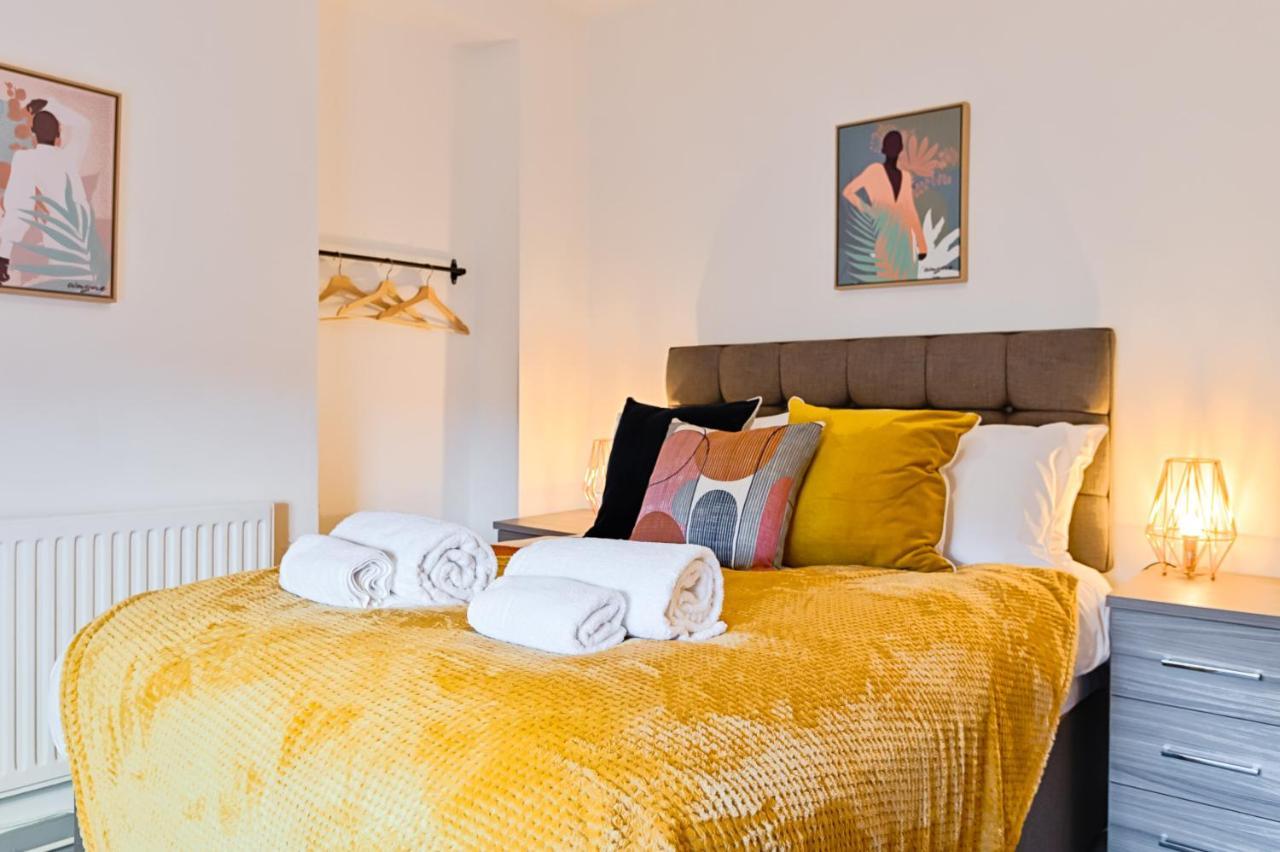 Bryn Syfi Place - Tv In Every Bedroom! Apartment *